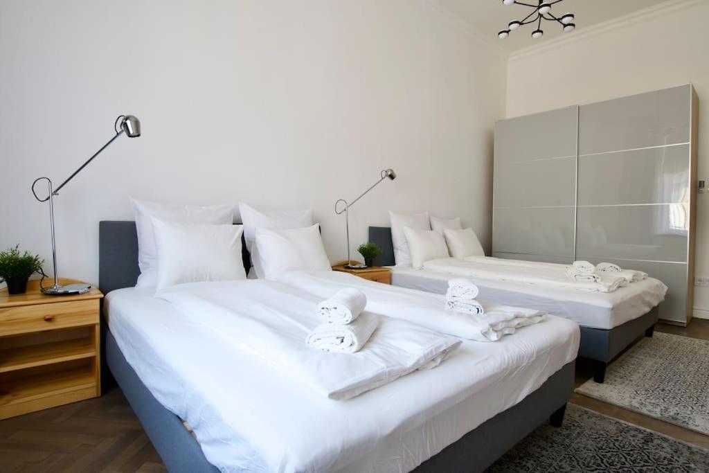 בודפשט Premium Apartment By Hi5- Anker Apartment מראה חיצוני תמונה